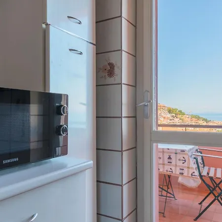 Argentario Retreat Sea View Terrace, Wifi & Private Parking Included 圣托斯特凡诺港